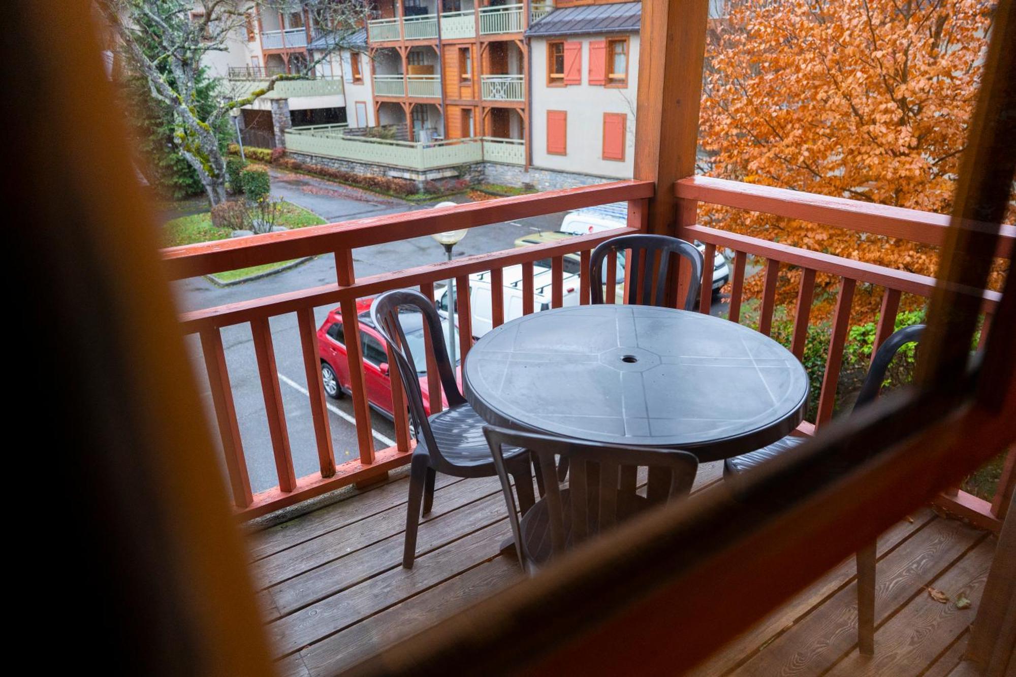 Appart Low Cost Residence 4 Etoiles Avec Piscine サン・ラリー・スラン エクステリア 写真