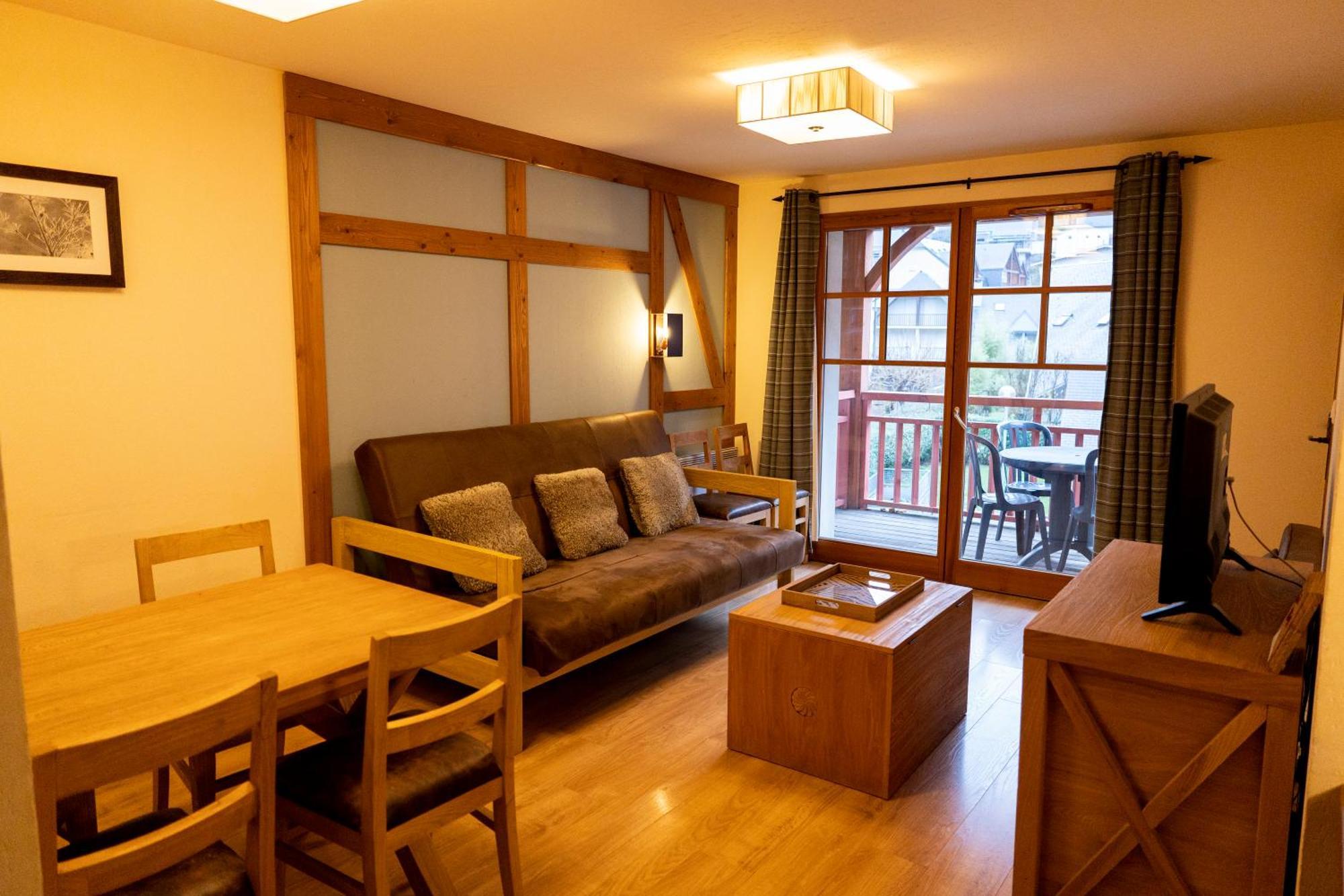 Appart Low Cost Residence 4 Etoiles Avec Piscine サン・ラリー・スラン エクステリア 写真